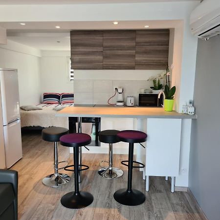Spacieux Studio Dans Le Beaujolais Saint-Georges-de-Reneins Luaran gambar